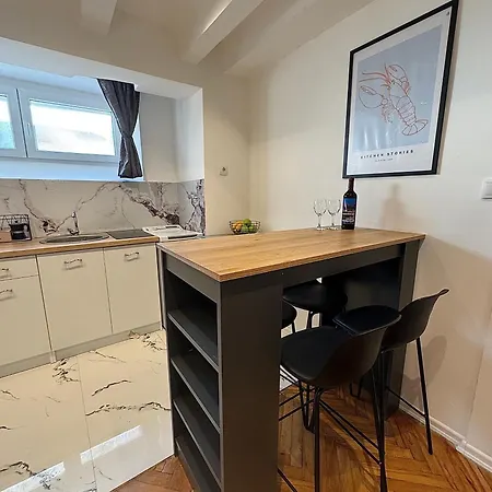 Matija Urban Suits- Downtown Apartment